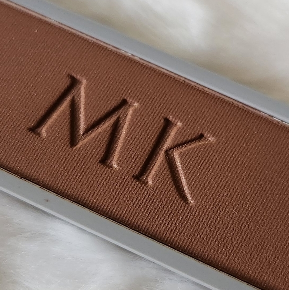 🆕️MK- Burnished Bronze Cheek Color - Picture 3 of 6